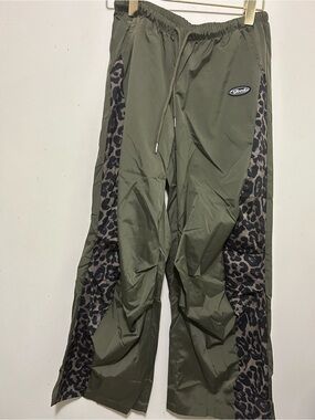 Vinyl lounge pants green with leopard highlights!